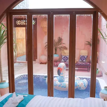 Ubu Villa Marrakech - Near Yogyakarta City Center
